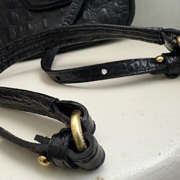 RARE Brahmin Black Croc-Embossed Crossbody Bag - Picture 4 of 12
